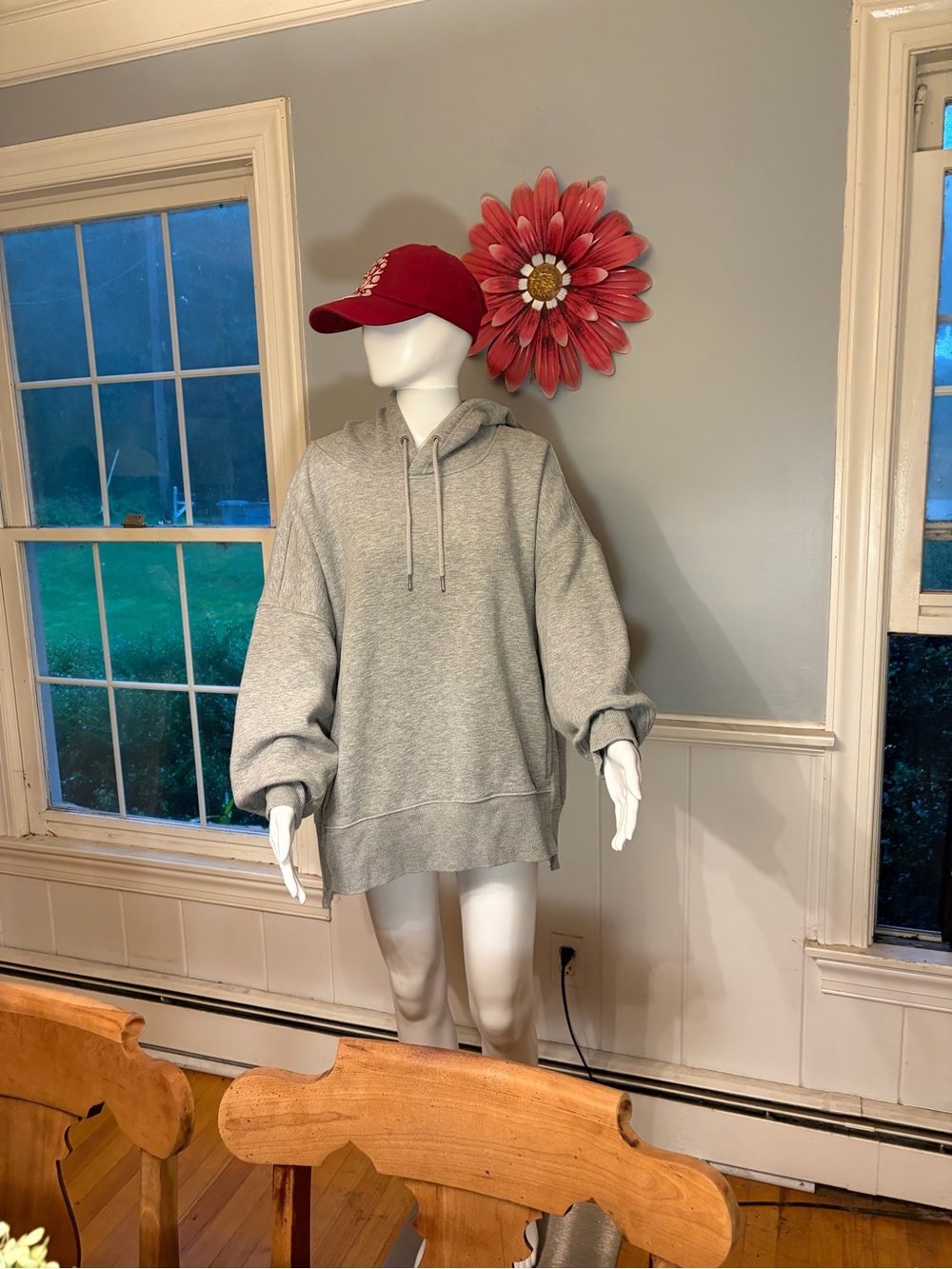 FP MOVEMENT SPRINT TO THE FINISH EMBROIDERED LOGO HOODIE - Picture 11 of 12